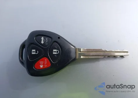 2011 Toyota Camry Le V6 z USA, uszkodzony, nr VIN JTNBK3EK9B3052061